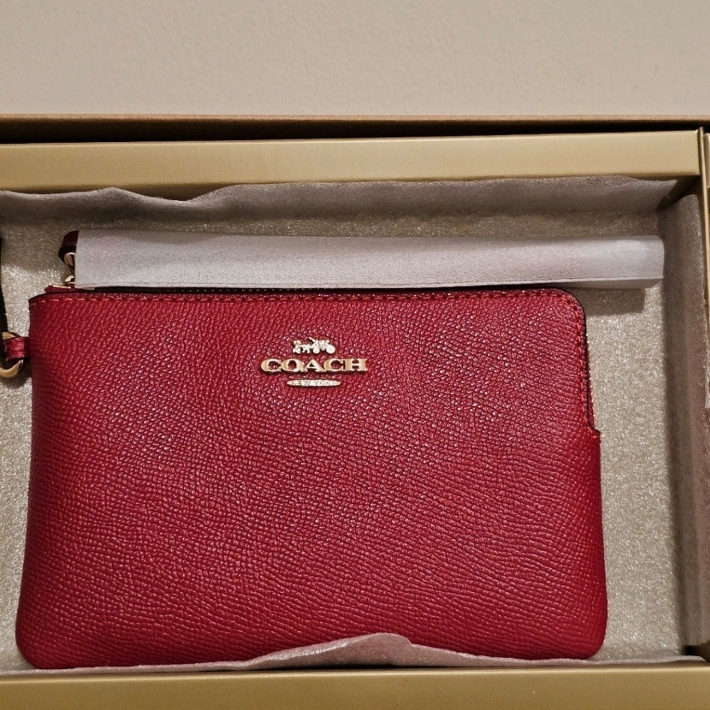 Coach Wrislet Zip Bag